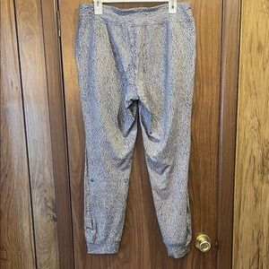 Lululemon Athletica Black and White Textured Fabric